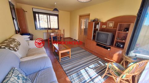 Foto 2 de Casa adosada en venta en Cogollos, Burgos