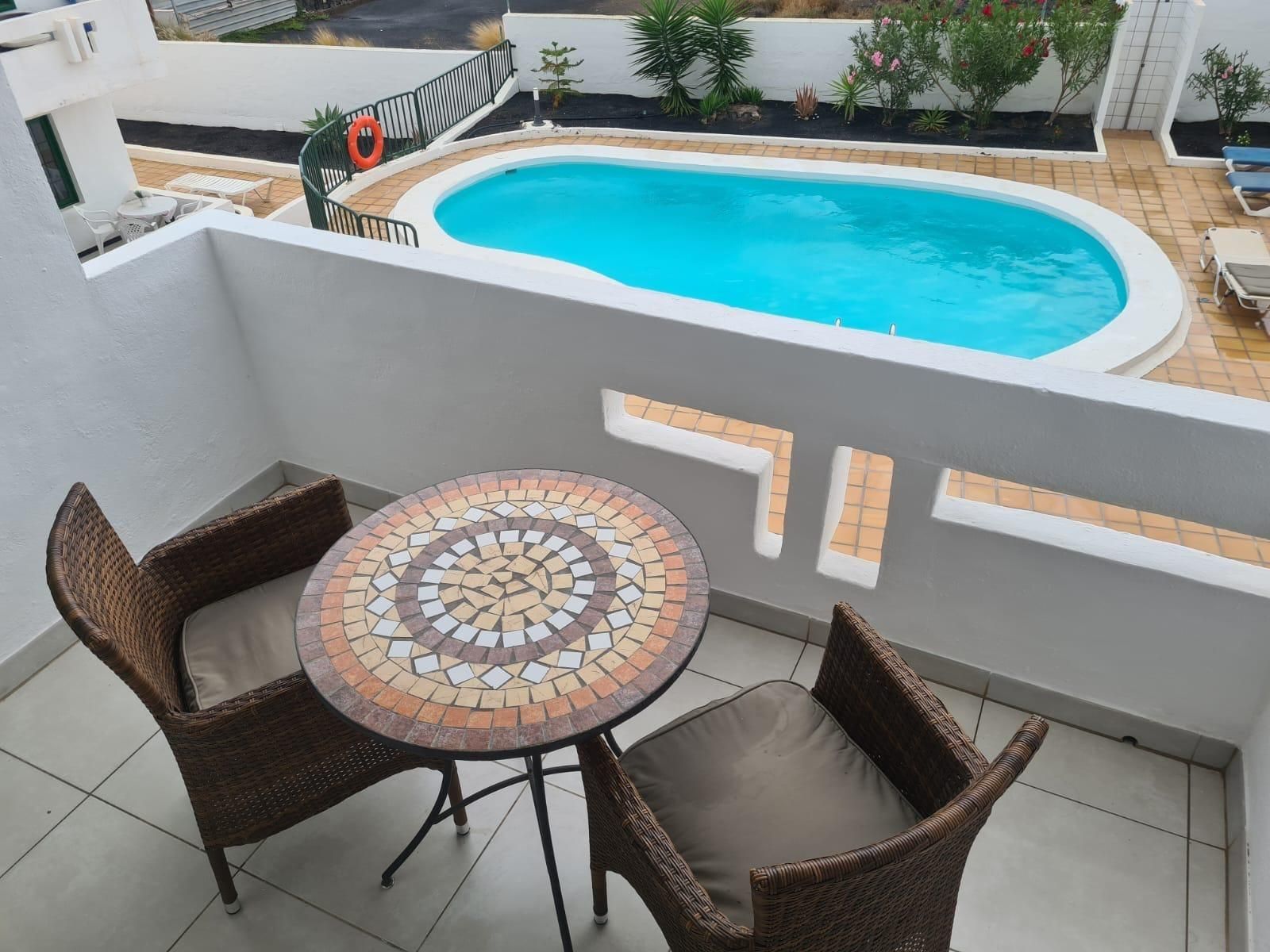 Piscina de Apartament en venda en Tías amb Aire condicionat, Terrassa i Piscina comunitària