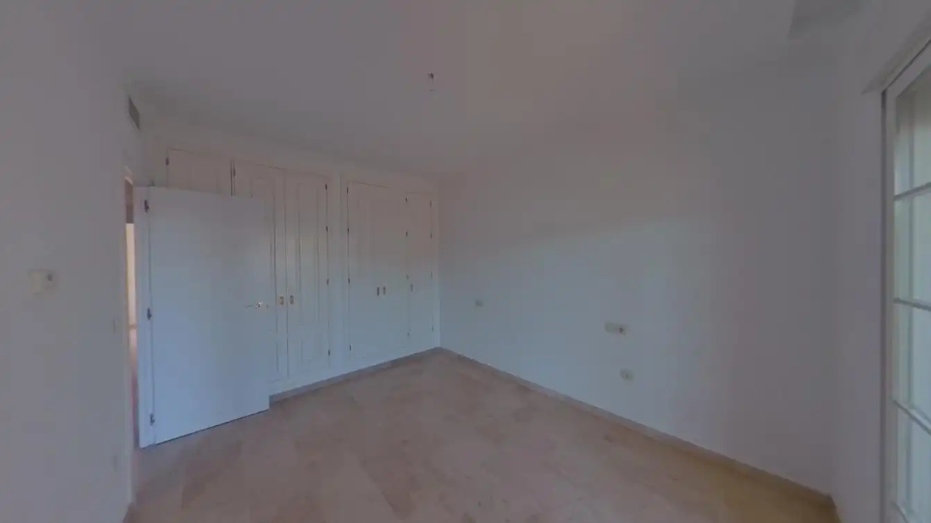Habitación de Dúplex en venta en Marbella