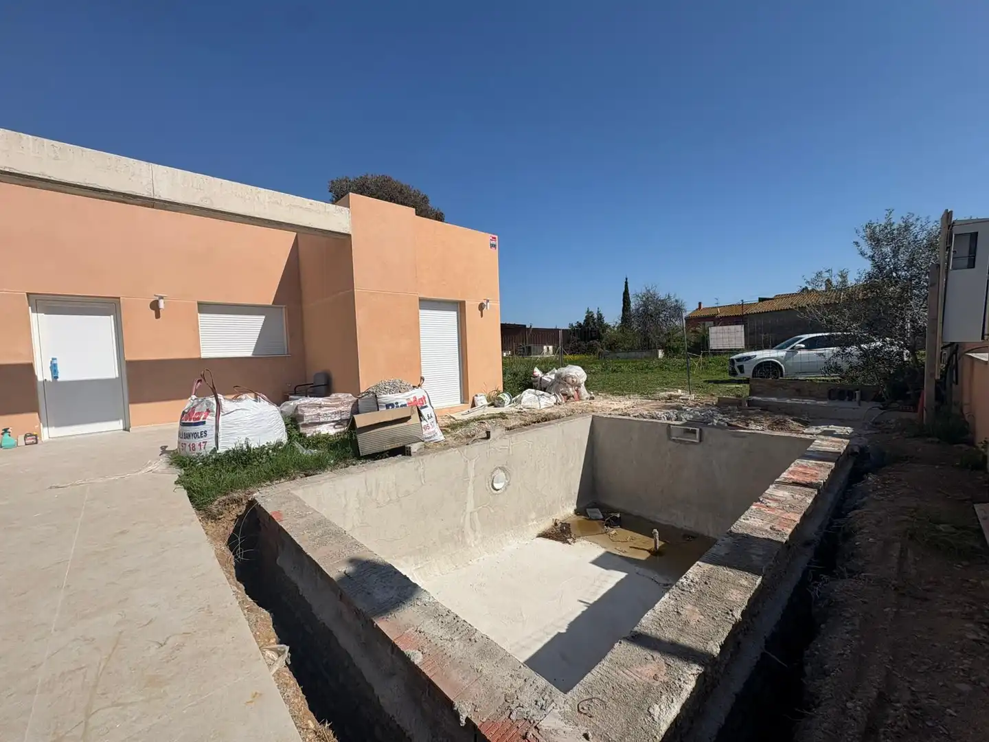 Houses for sale in Vilamacolum  with Air Conditioner, Heating and Private garden