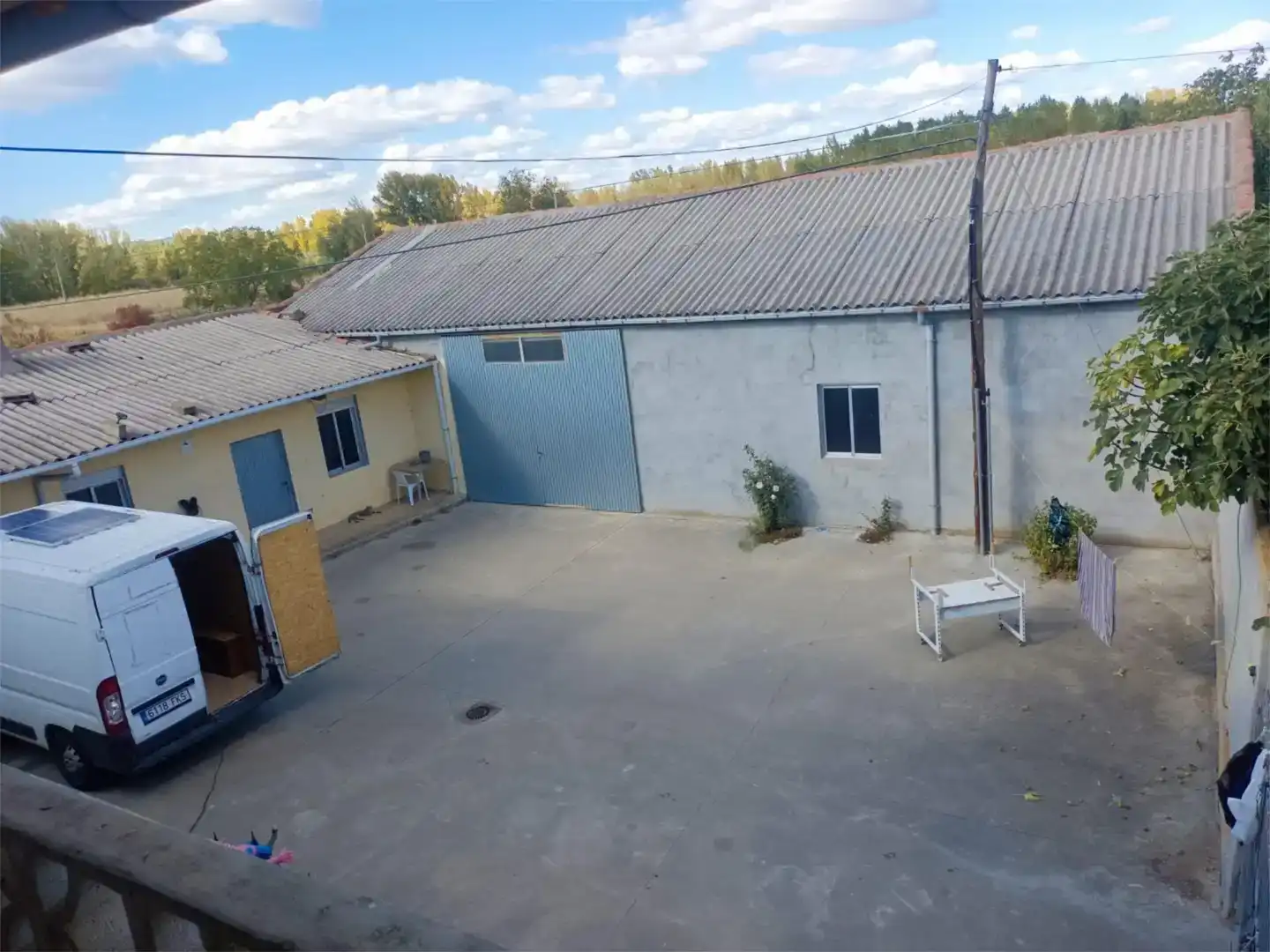 Vista exterior de Casa o chalet en venta en Villamontán de la Valduerna con Jardín privado, Trastero y Amueblado