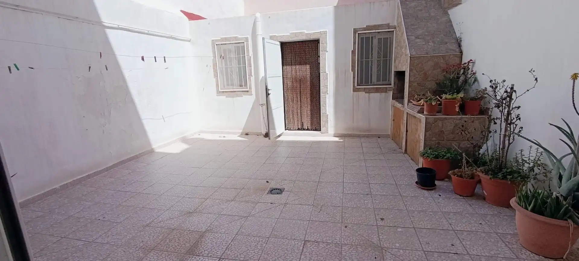 Ground floor for sale in Santa Pola  with Storage room