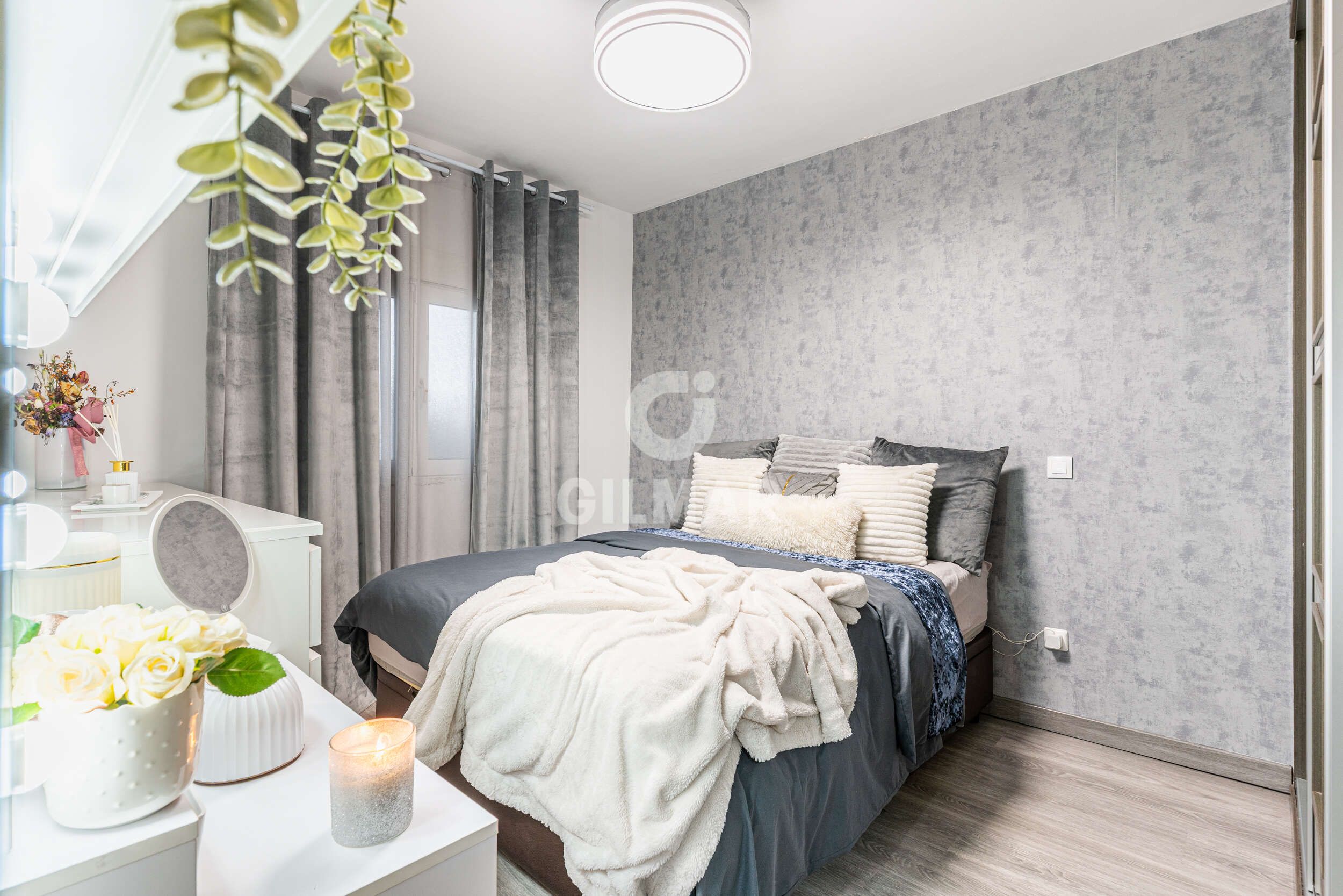 Bedroom of Flat for sale in  Madrid Capital  with Heating