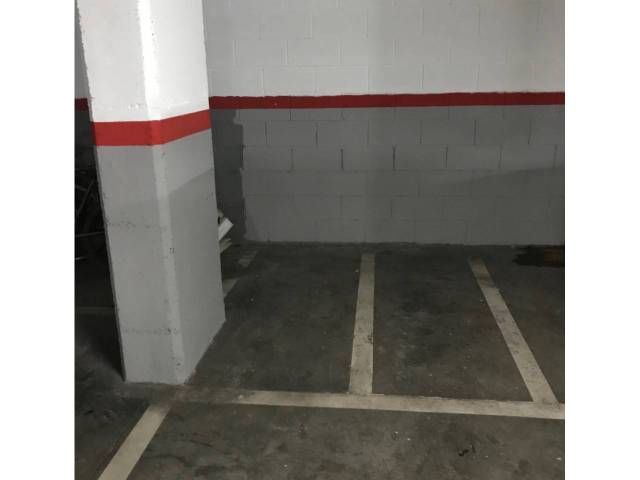 Garaje en Alquiler en Centre