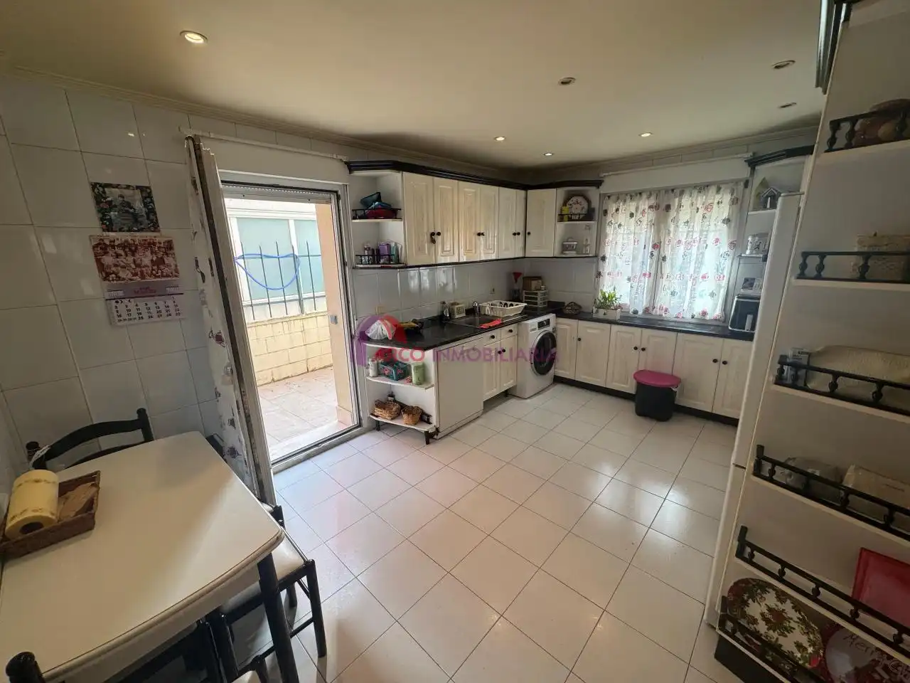 Cocina de Casa o chalet en venta en Alfoz de Quintanadueñas con Calefacción, Jardín privado y Amueblado