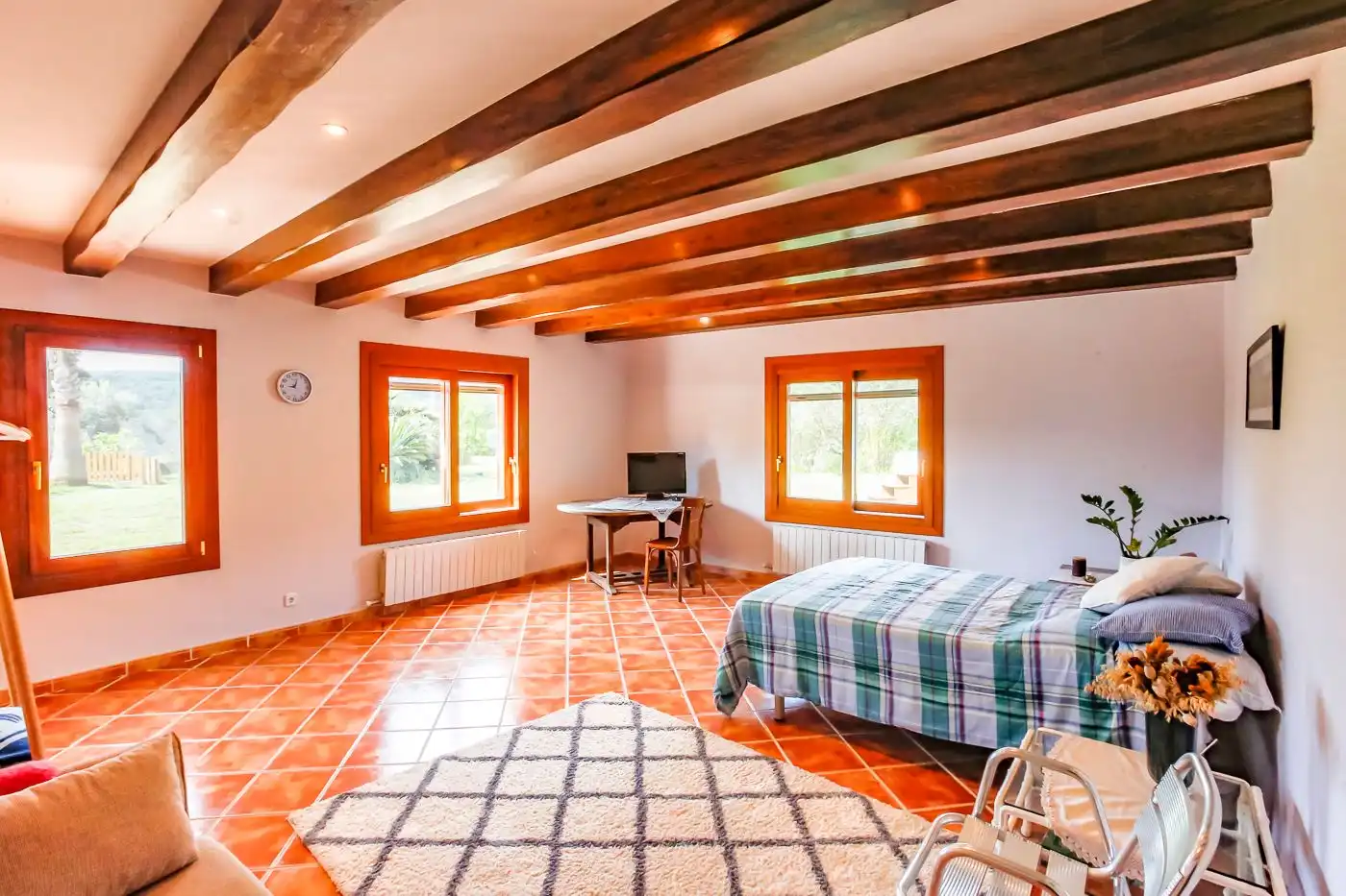 Habitación de Finca rústica en venta en Sant Iscle de Vallalta con Calefacción, Terraza y Trastero