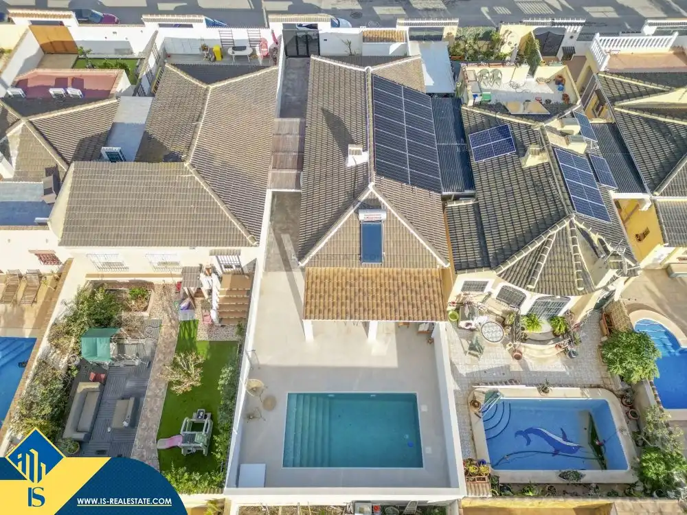 Chalet con piscina en venta en Zona Carrefour - Urbanizaciones, imagen 21