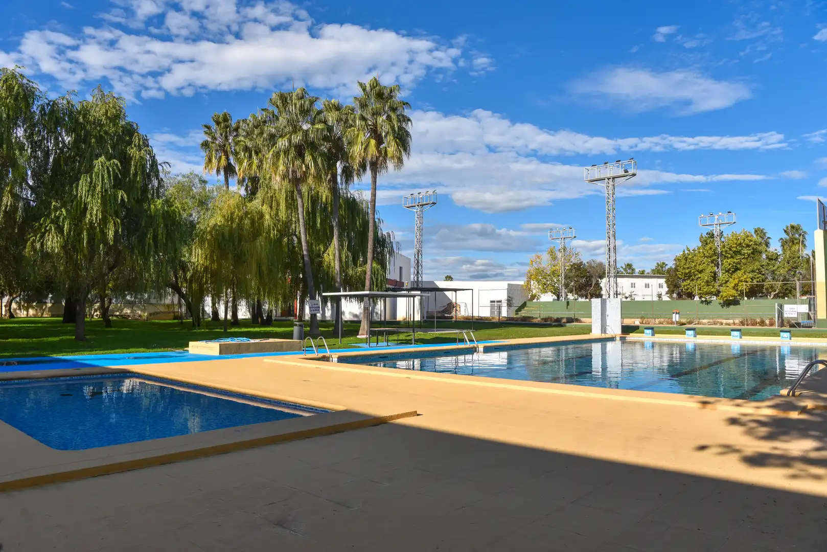 Swimming pool of Duplexes for sale in Els Poblets  with Air Conditioner, Terrace and Storage room