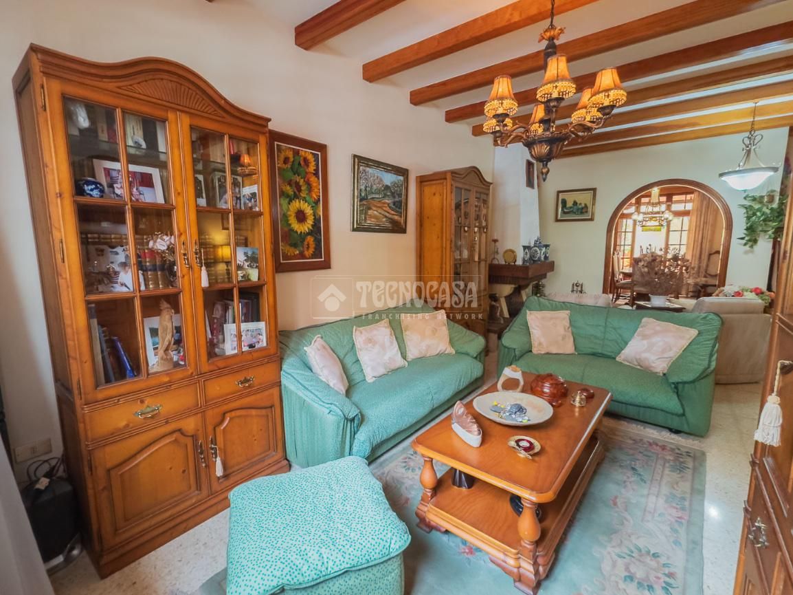 Sala d'estar de Casa adosada en venda en La Orotava