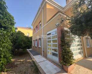 Exterior view of House or chalet for sale in  Madrid Capital  with Air Conditioner and Heating