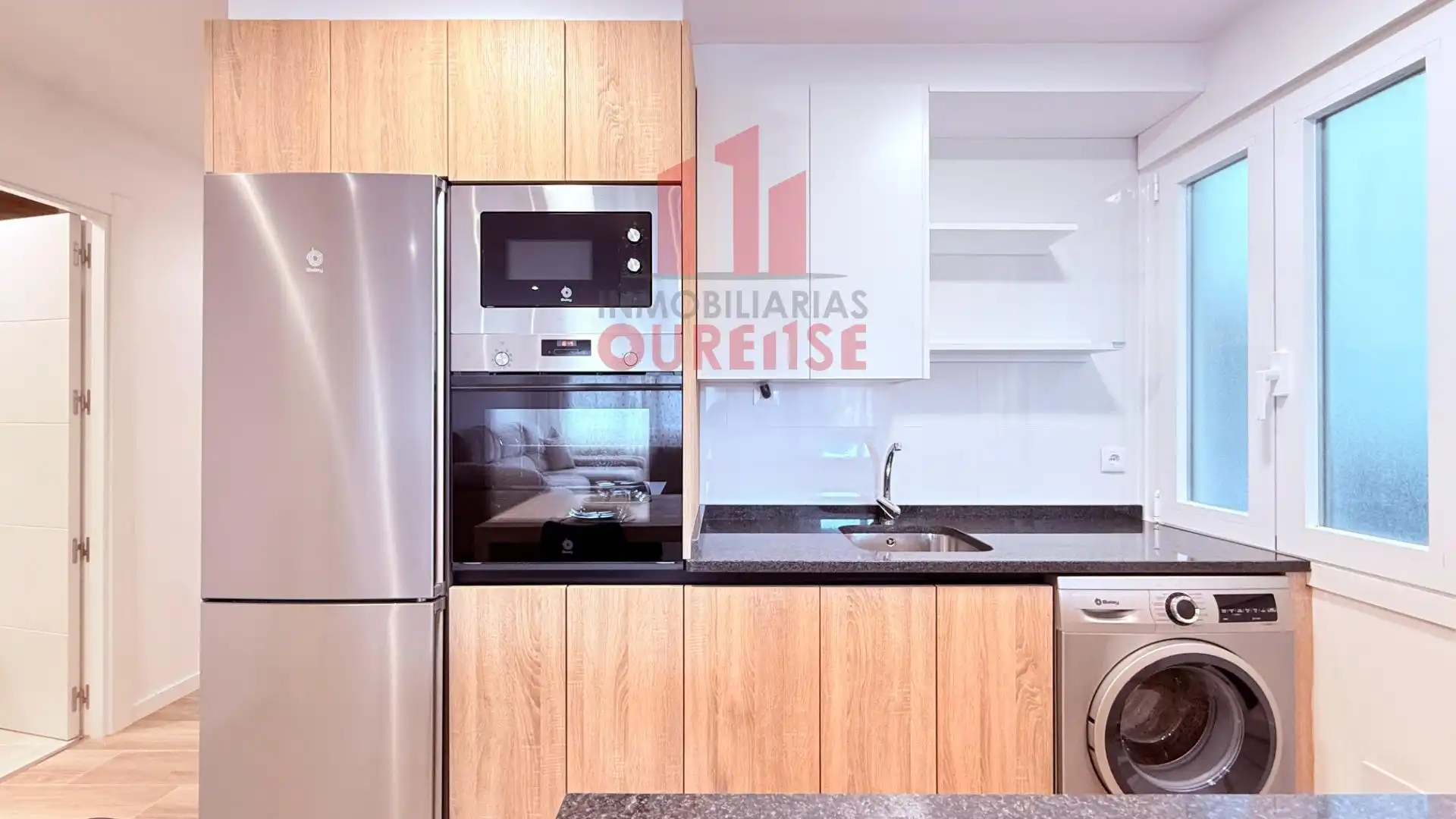 Kitchen of Flat for rent in Ourense Capital   with Heating and Furnished