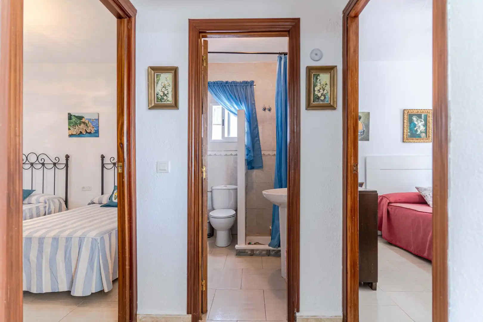 Baño de Finca rústica en venta en Motril con Calefacción, Jardín privado y Terraza