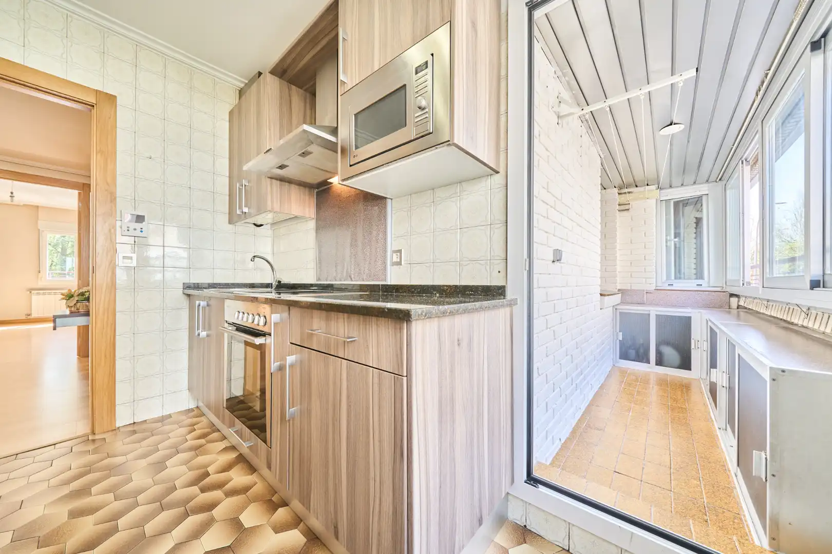 Kitchen of Flat for sale in Vitoria - Gasteiz  with Terrace, Storage room and Furnished