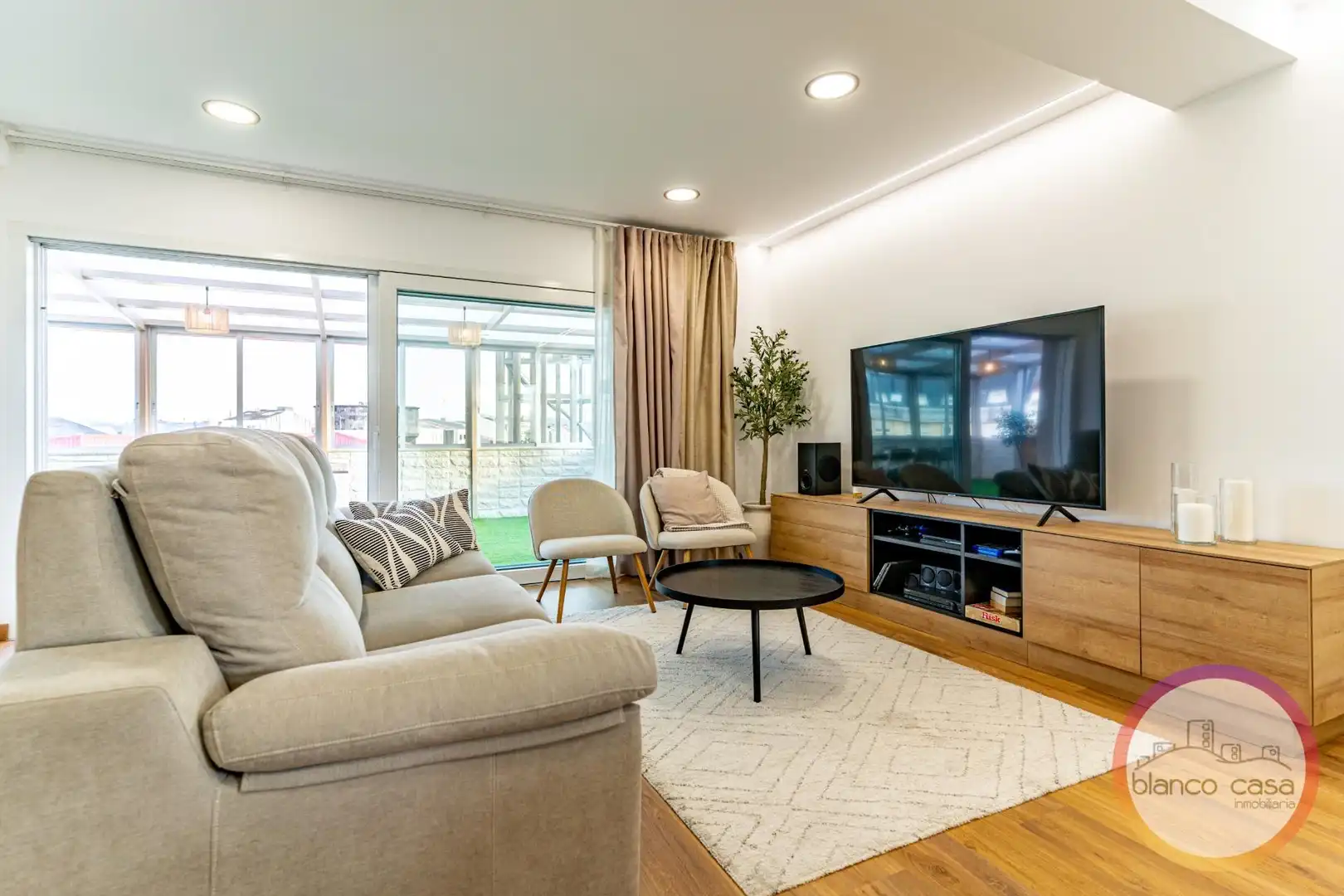 Penthouse with lift for sale in Carballo, imagen 2