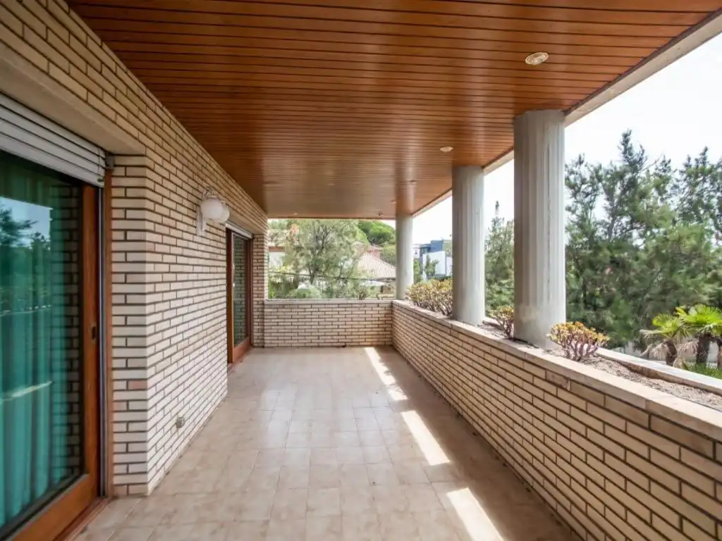 Terraza de Casa o chalet en venta en Esplugues de Llobregat con Aire acondicionado, Calefacción y Jardín privado