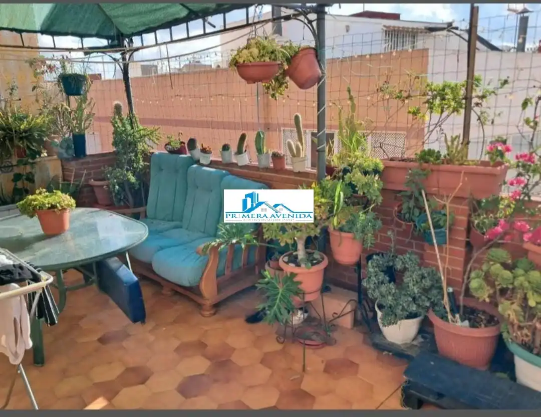 Terrassa de Pis en venda en Catarroja amb Moblat, Forn i Balcó