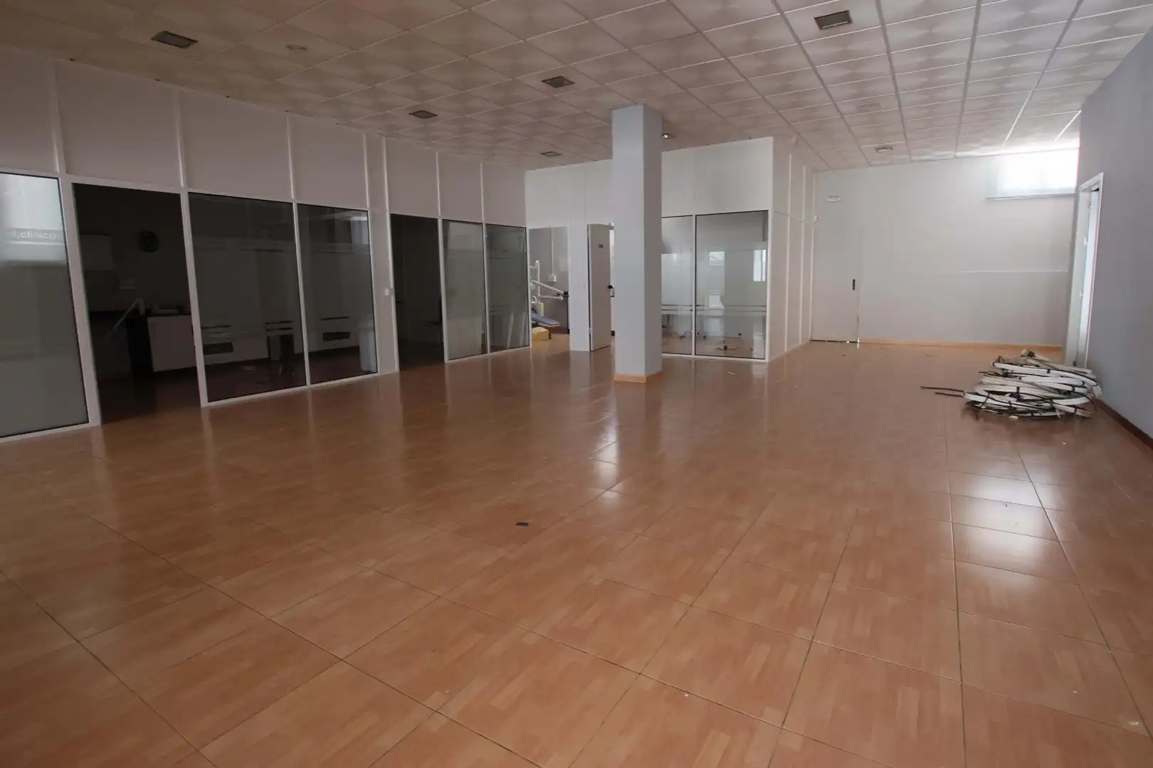Local en venta en Montijo