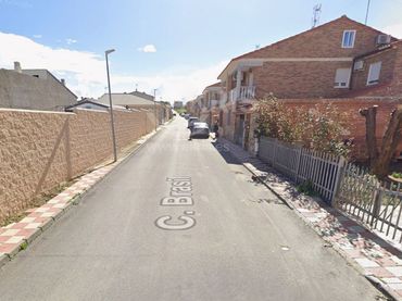 Casa bifamiliare in vendita a Brasil
