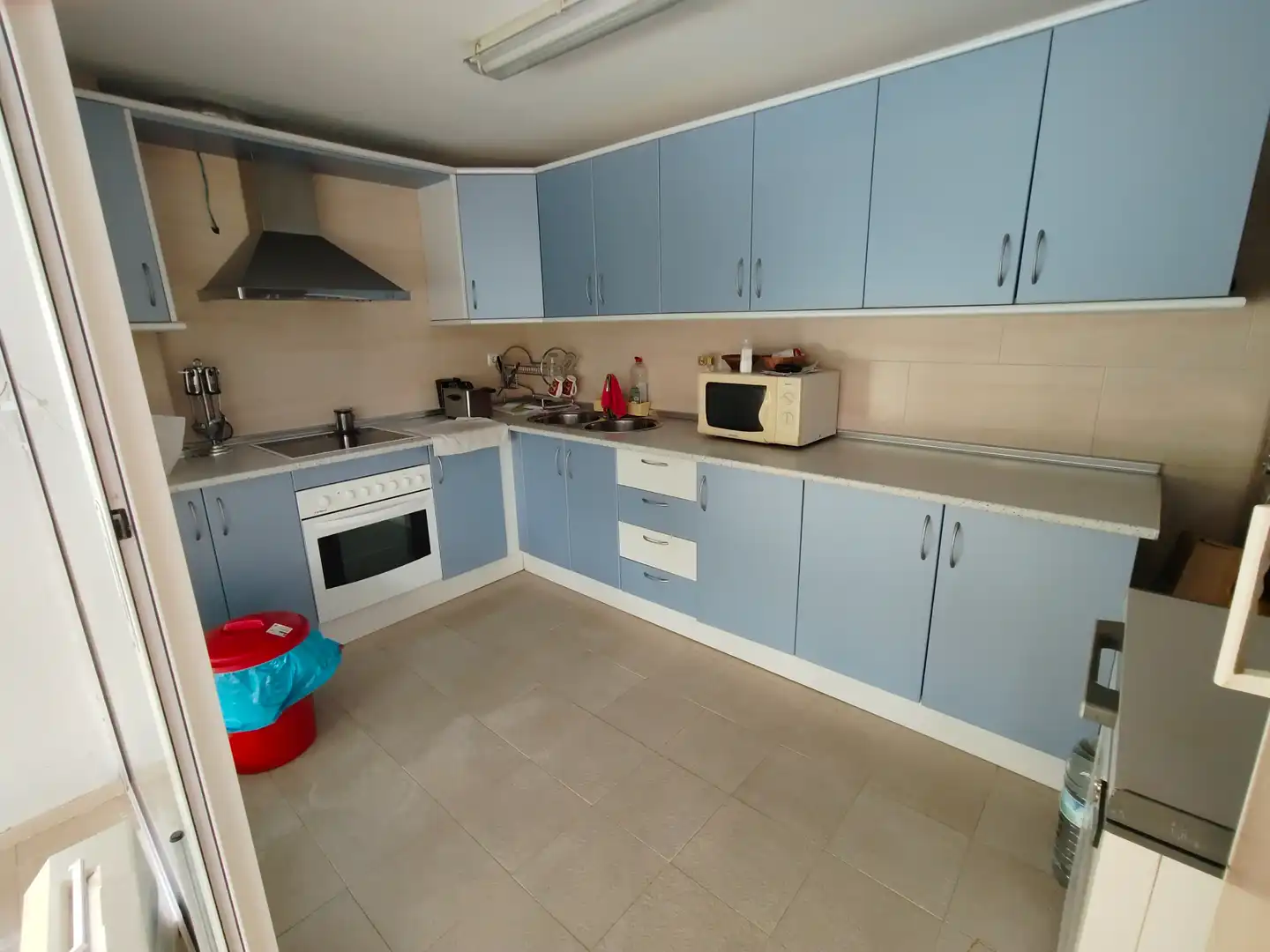 Cuina de Casa o xalet en venda en La Zubia amb Aire condicionat, Calefacció i Jardí privat