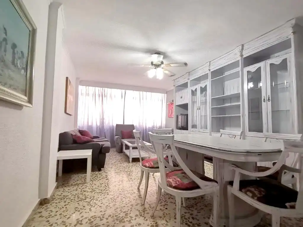 Sala de estar de Piso de alquiler en Málaga con Aire acondicionado, Calefacción y Terraza
