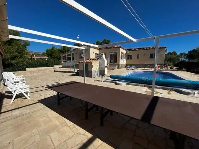 Detached house with pool for sale in del Centre, imagen 6
