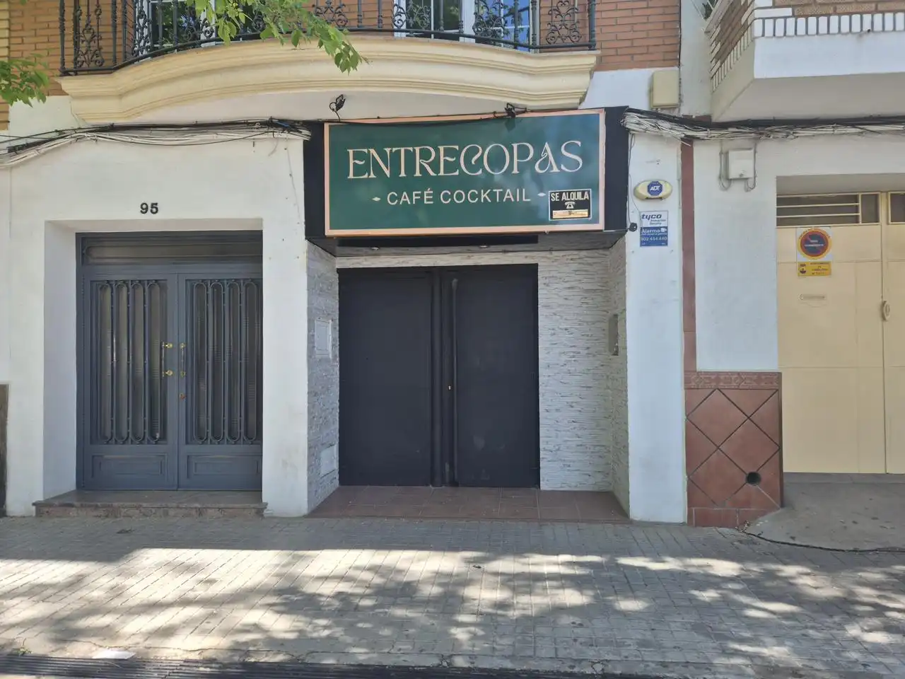 Local comercial de lloguer a Don Antonio Huertas