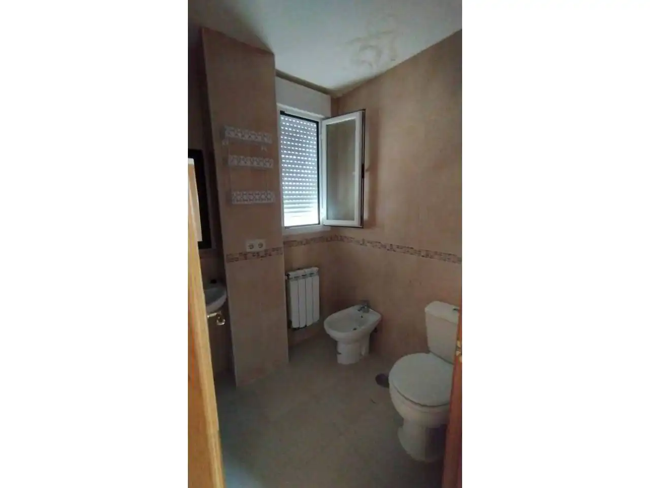 Bathroom of Duplexes for sale in Ocaña  with Heating, Parquet flooring and Terrace