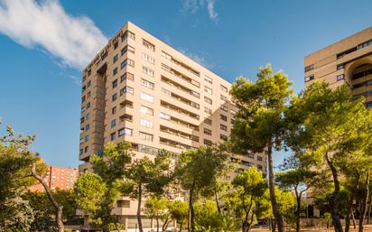 Exterior view of Flat for sale in  Madrid Capital  with Air Conditioner