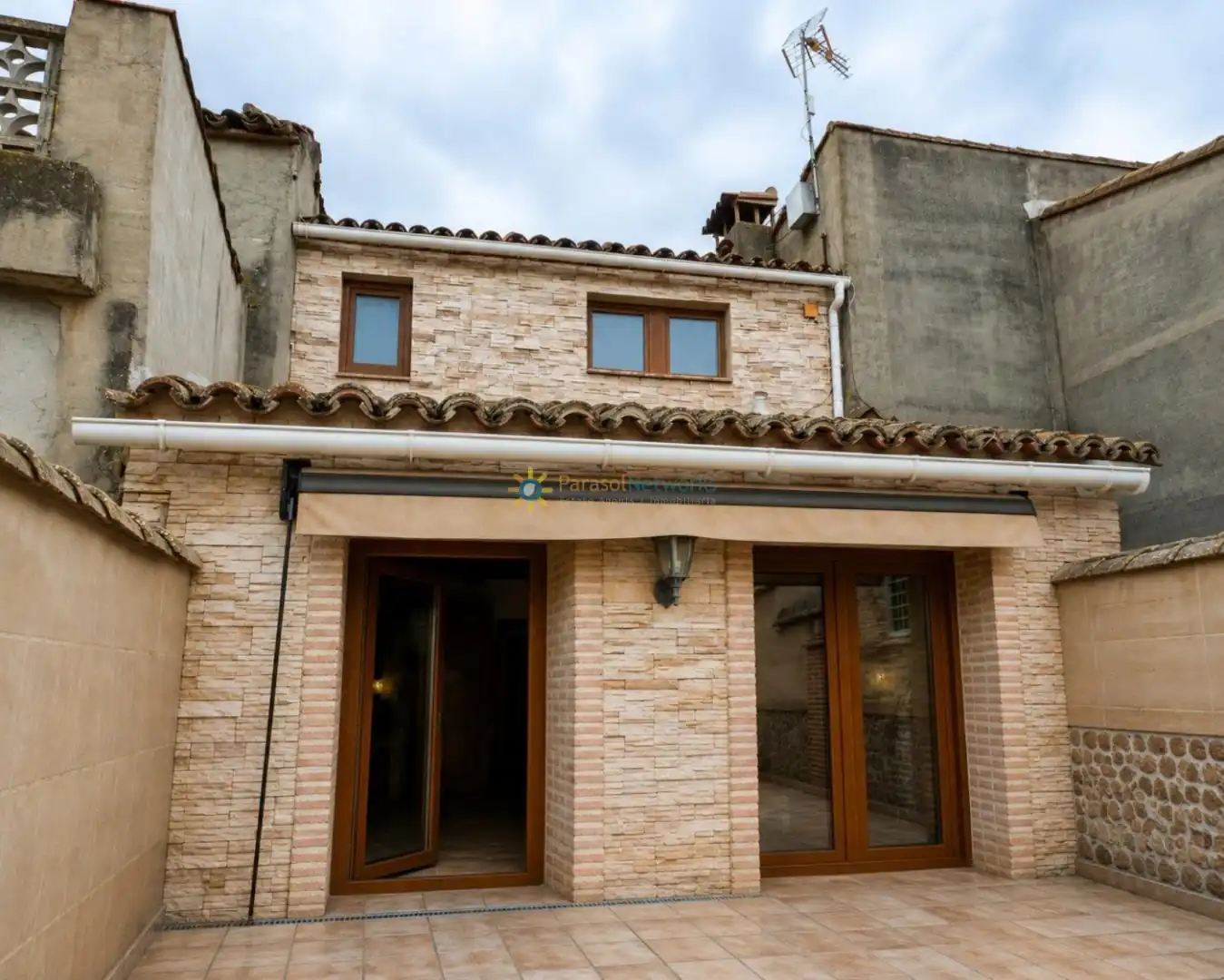 Casa rústica amb terrassa en venda a El Palomar, imagen 28