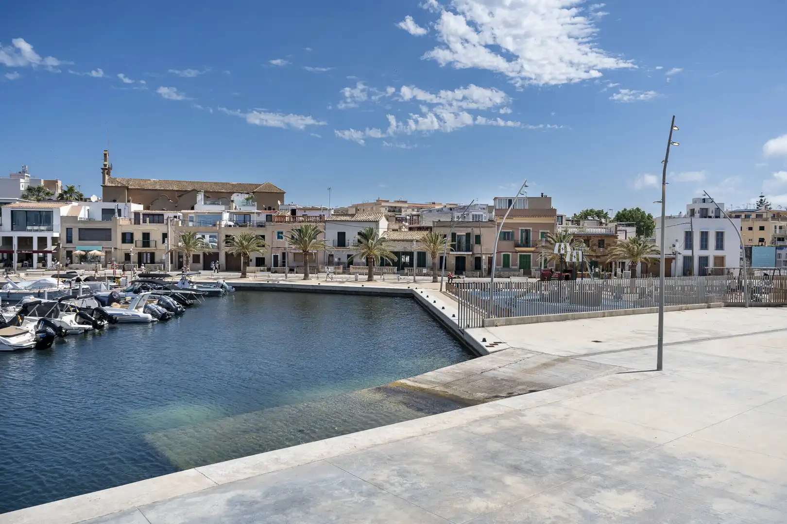 Vista exterior de Casa adosada en venda en  Palma de Mallorca amb Terrassa