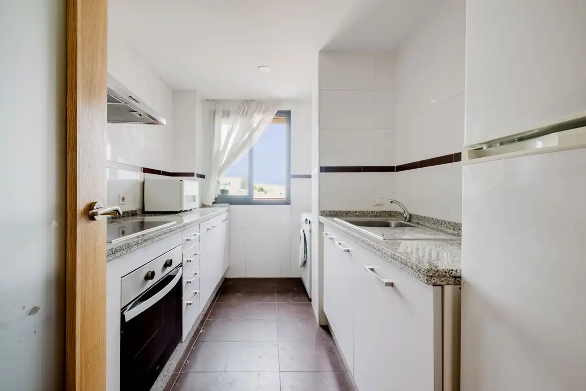 Cocina de Piso en venta en Camas con Aire acondicionado, Calefacción y Piscina