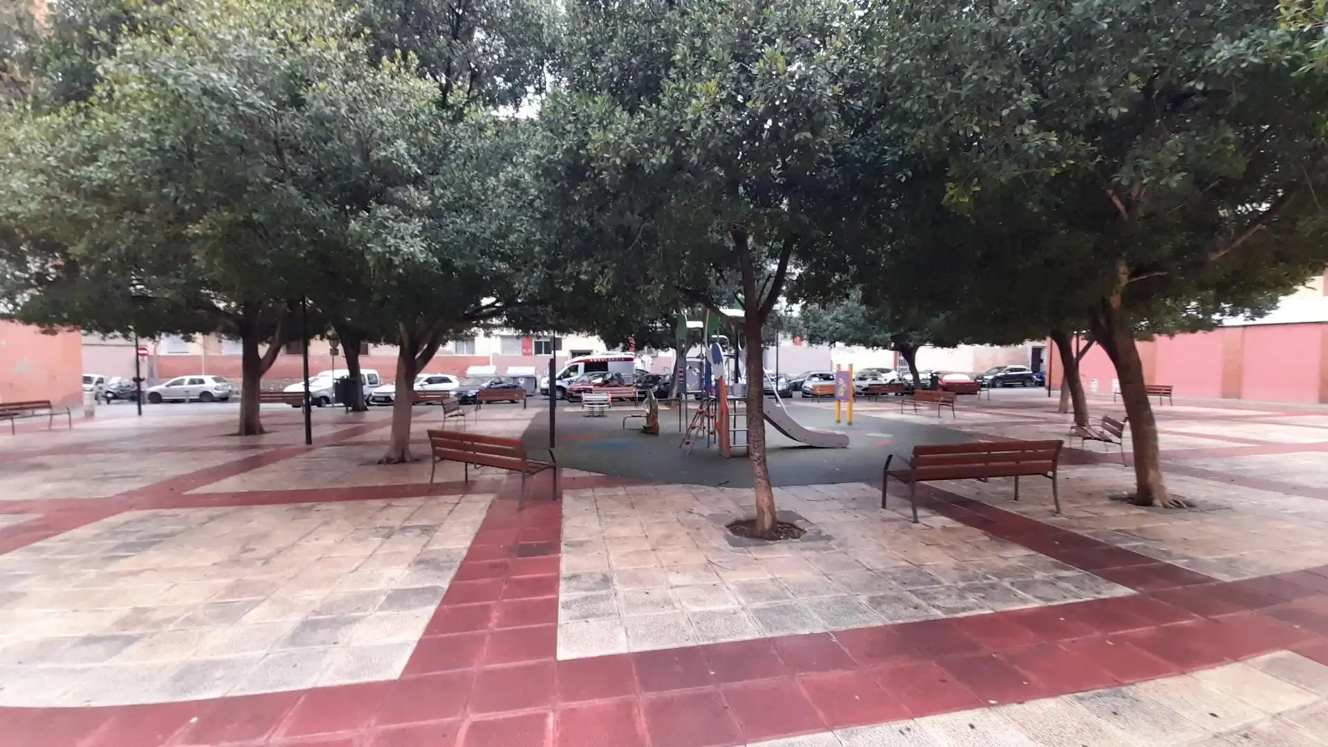 Baixos amb jardí en venda a LUIS BRAILLE, imagen 28