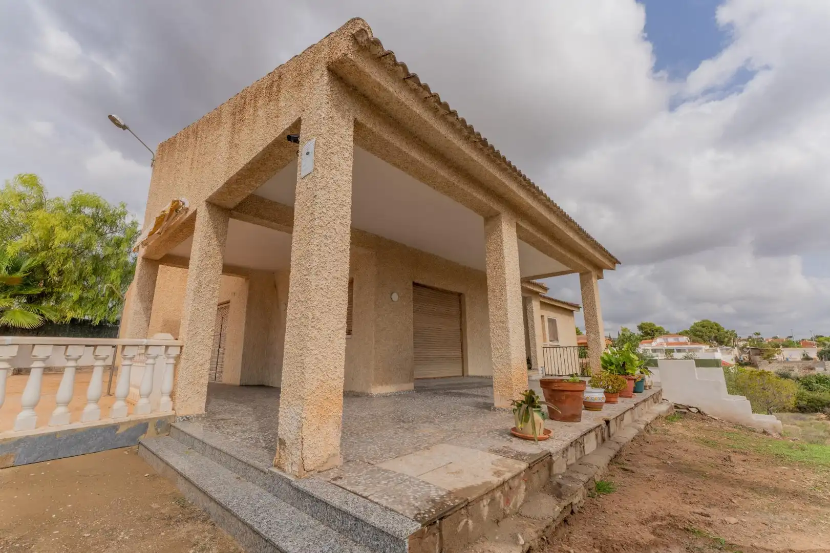Vista exterior de Casa o xalet en venda en Albatera amb Jardí privat i Piscina