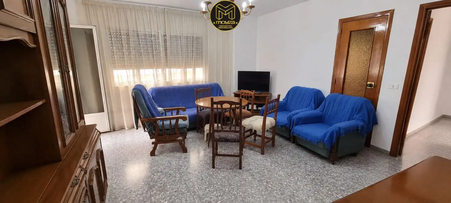Appartamento con terrazza in vendita a Baena