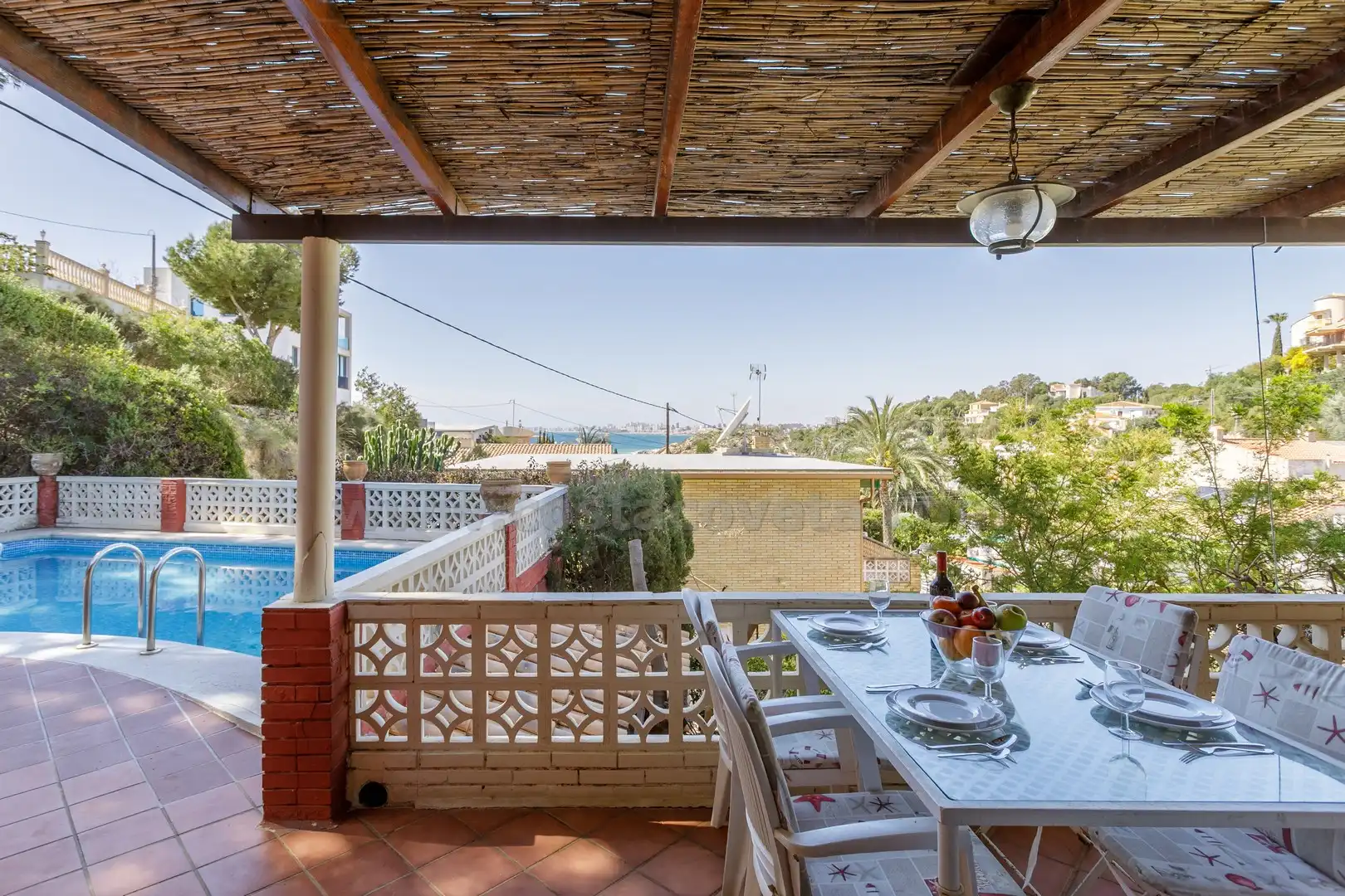 Terrassa de Casa o xalet en venda en El Campello amb Aire condicionat, Jardí privat i Terrassa