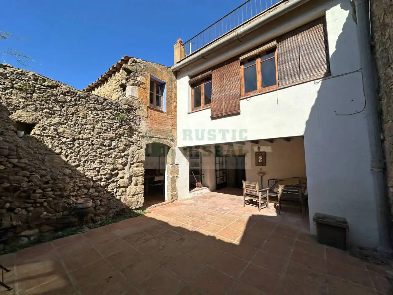 Terrasse von Country house zum Verkauf in La Tallada d'Empordà mit Heizung und Terrasse