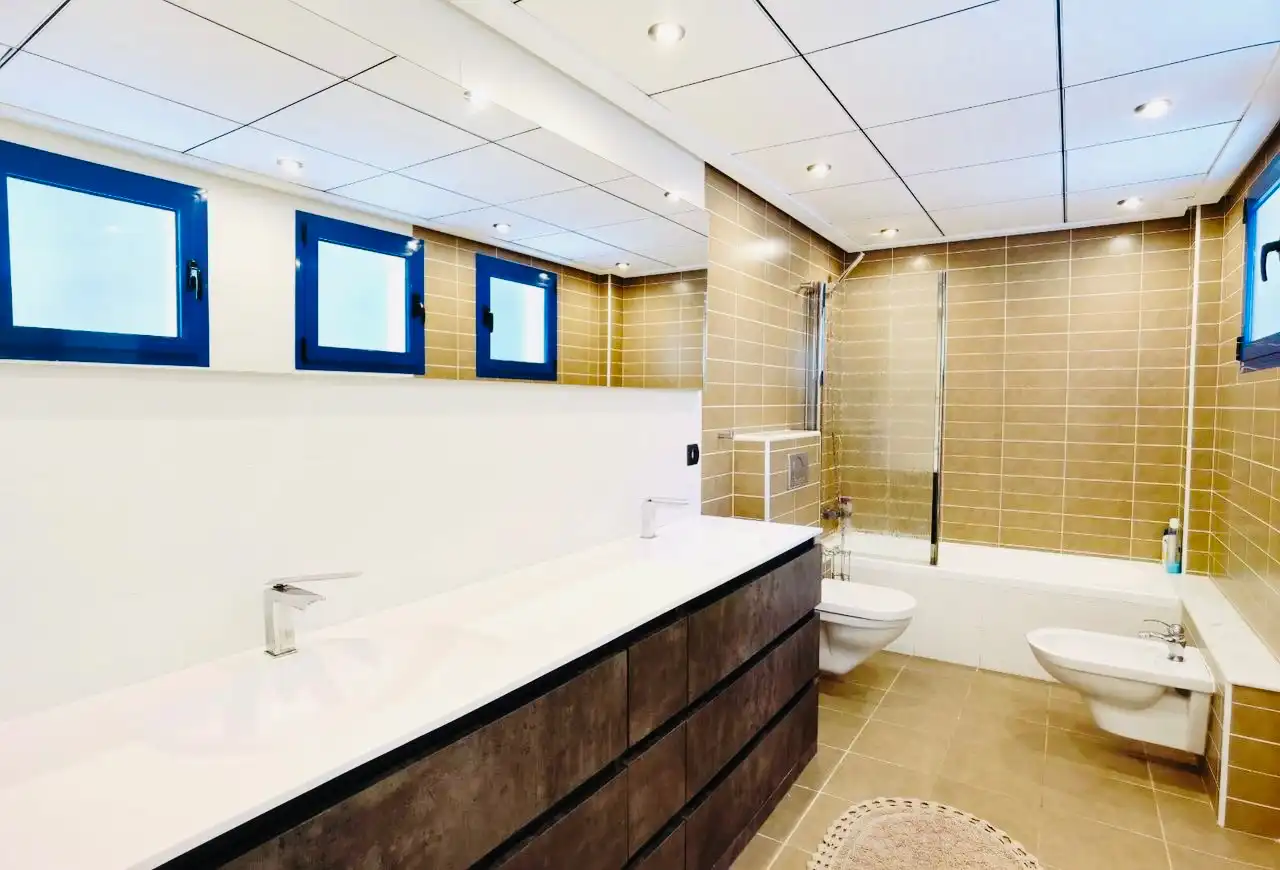 Baño de Casa o chalet en venta en Altea con Aire acondicionado, Calefacción y Jardín privado