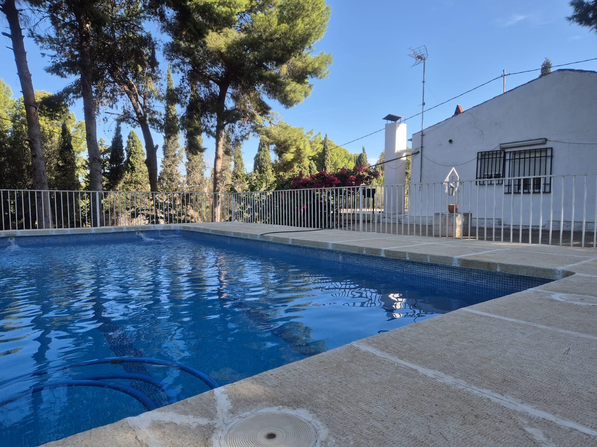 Piscina de Finca rústica en venda en Elda amb Aire condicionat, Calefacció i Piscina