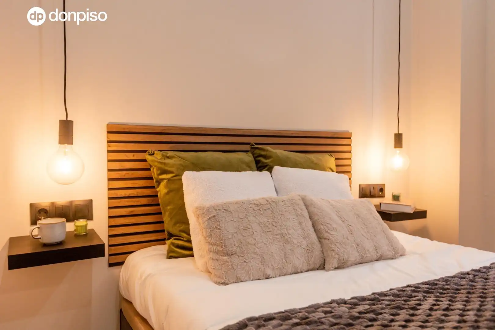 Schlafzimmer von Wohnungen zum Verkauf in Granada mit Klimaanlage und Heizung