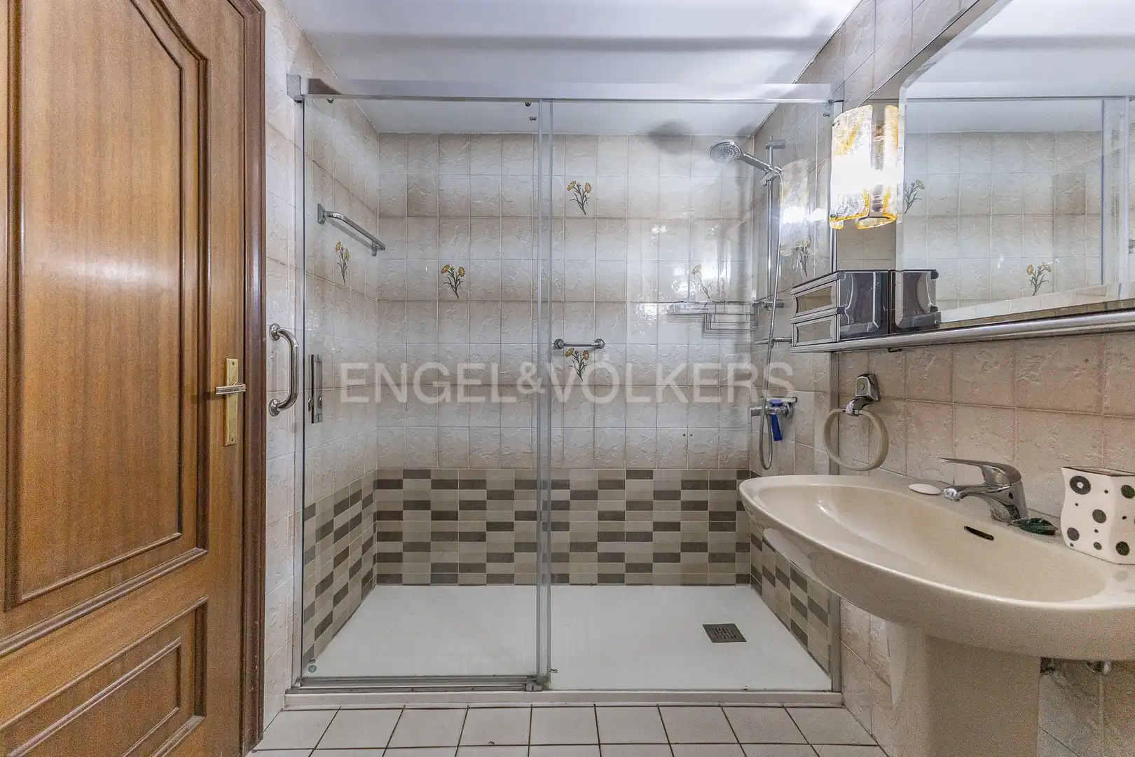 Baño de Ático en venta en Sabadell con Calefacción, Terraza y Balcón