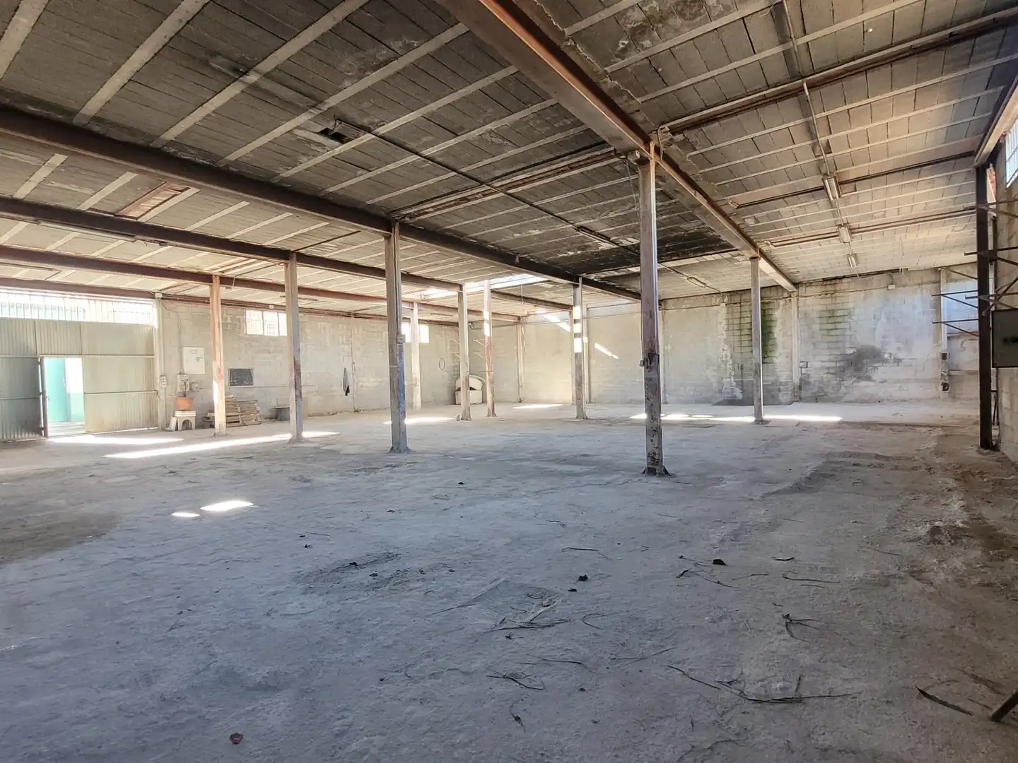 Nave industrial en venta en Maracena