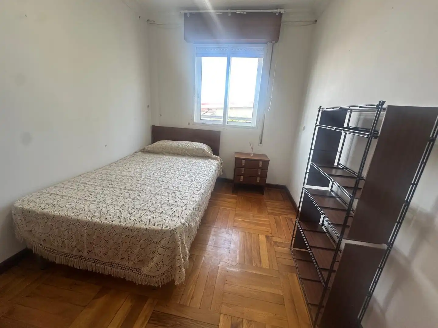 Habitación de Piso en venta en Ourense Capital  con Calefacción