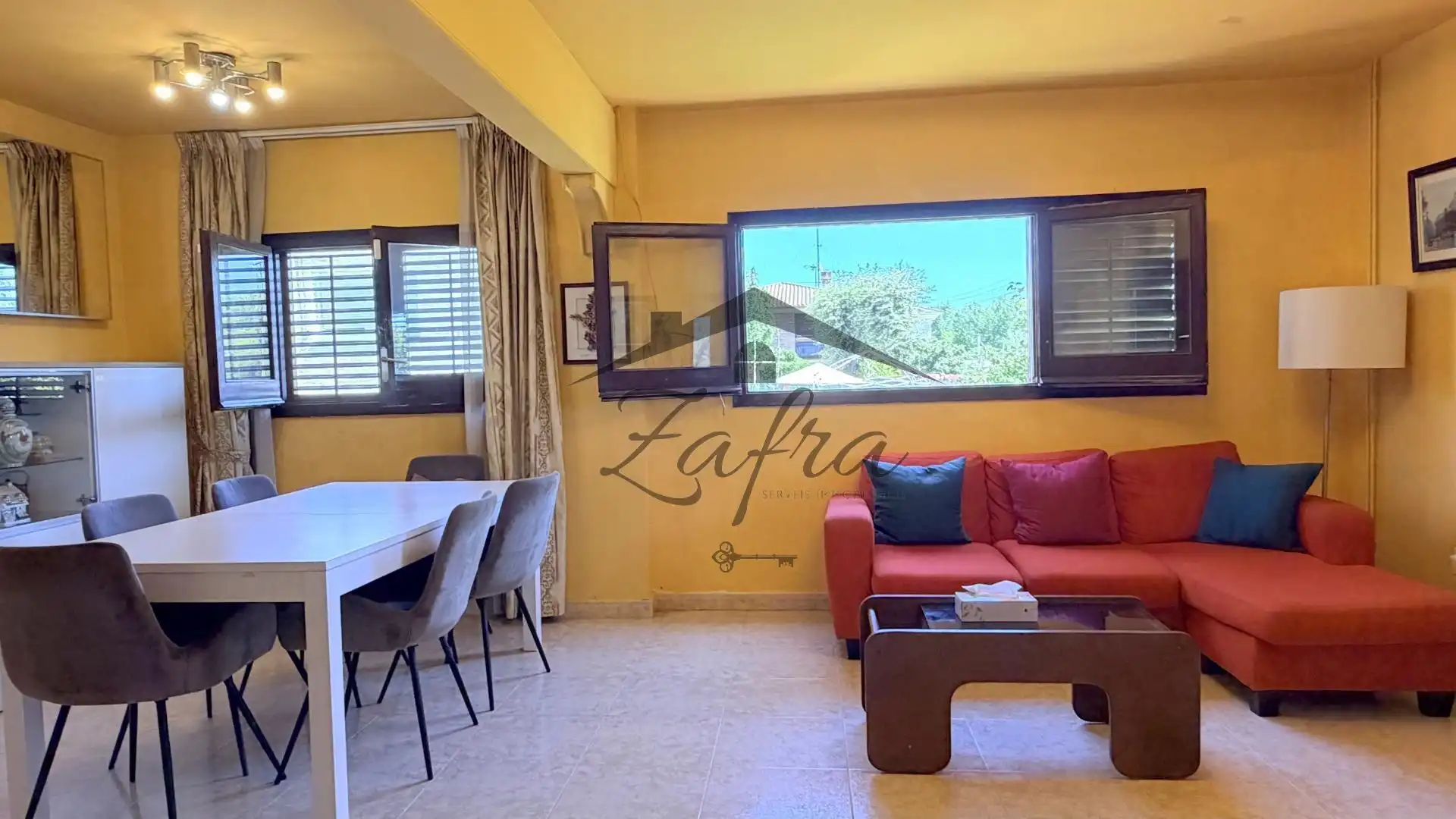 Casa con jardín en venta en Carrer Carrer Canigó, imagen 9