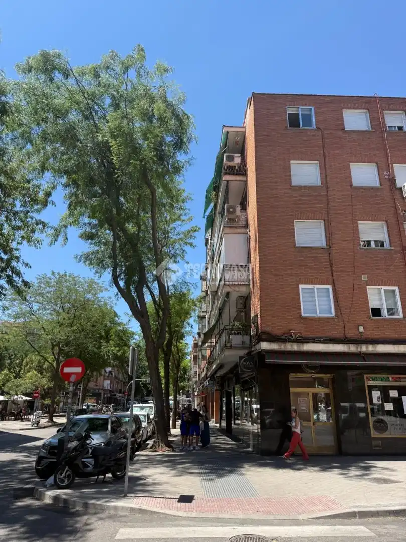 Exterior view of Flat for sale in Madrid  with Air Conditioner, Heating and Parquet flooring