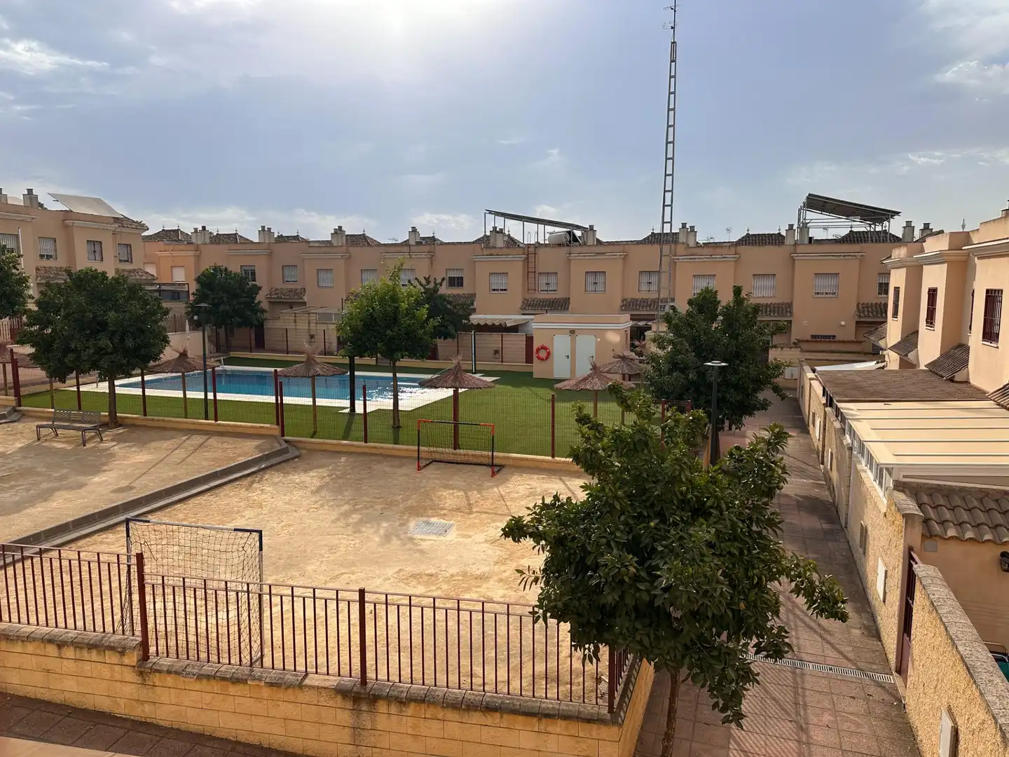 Piscina de Casa o chalet en venta en Dos Hermanas