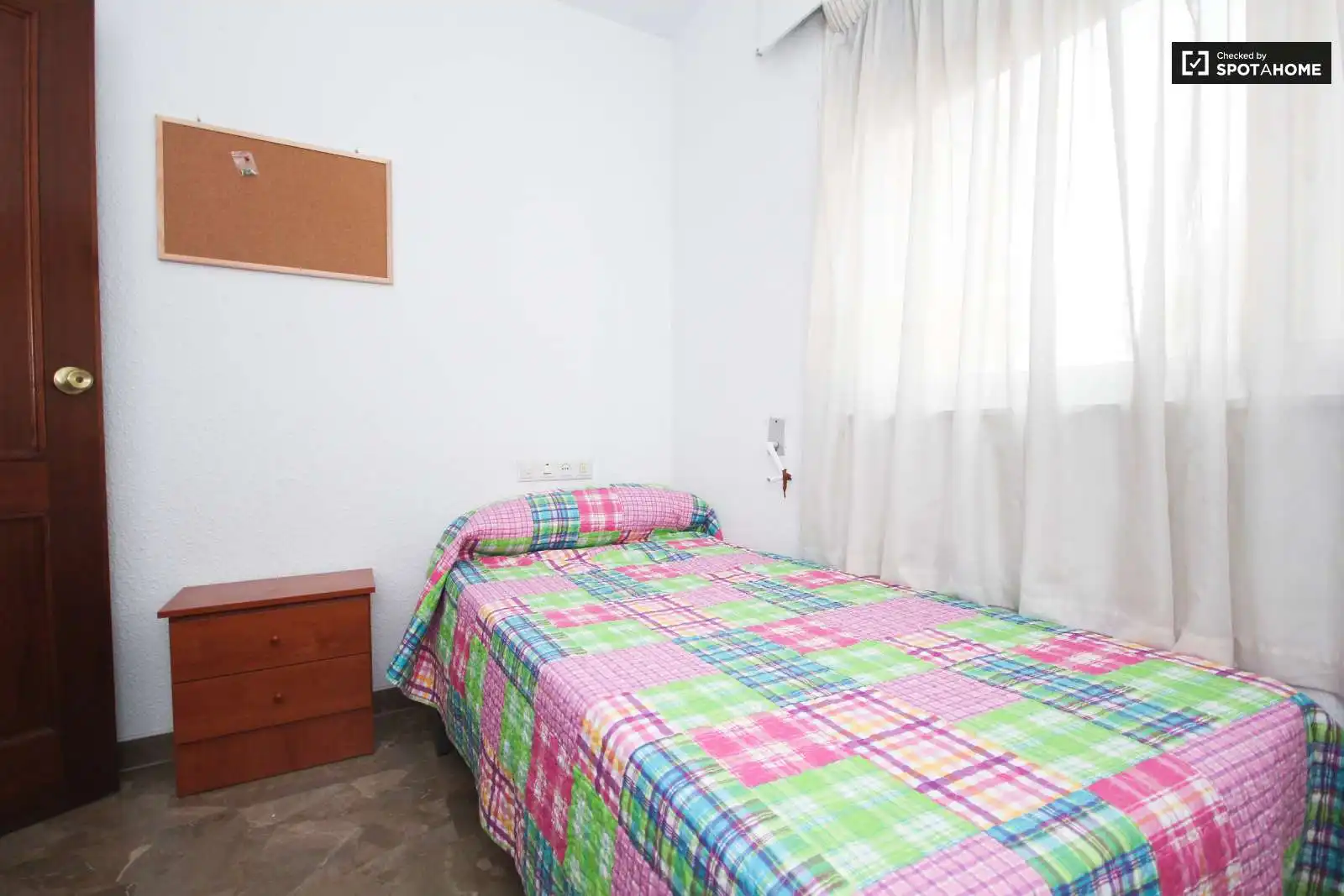 Room in Granada, Granada