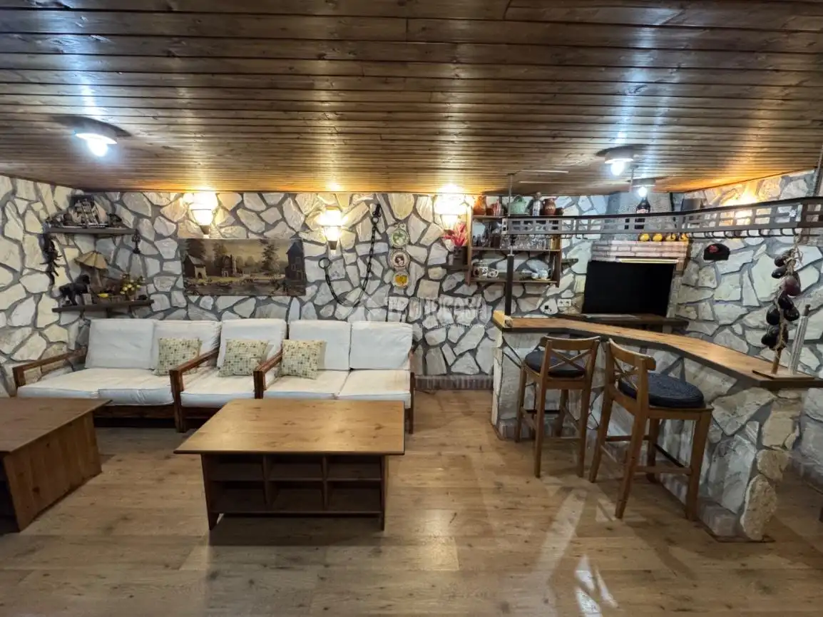 Casa adosada en venta en Ontígola con Calefacción