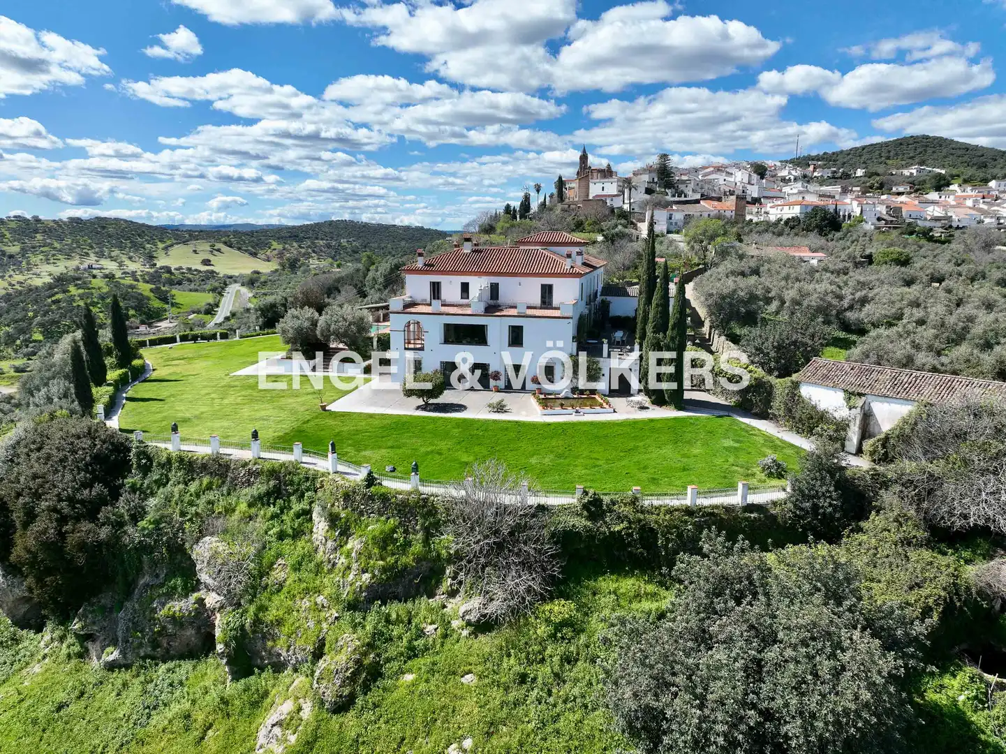 Vista exterior de Casa o chalet en venta en Zufre con Aire acondicionado, Calefacción y Jardín privado
