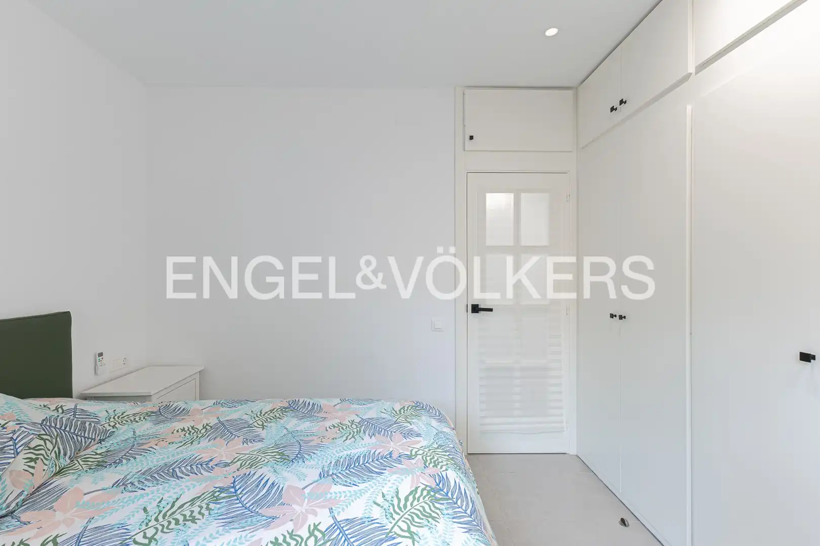 Bedroom of Flat for sale in Barcelona  with Air Conditioner, Heating and Terrace