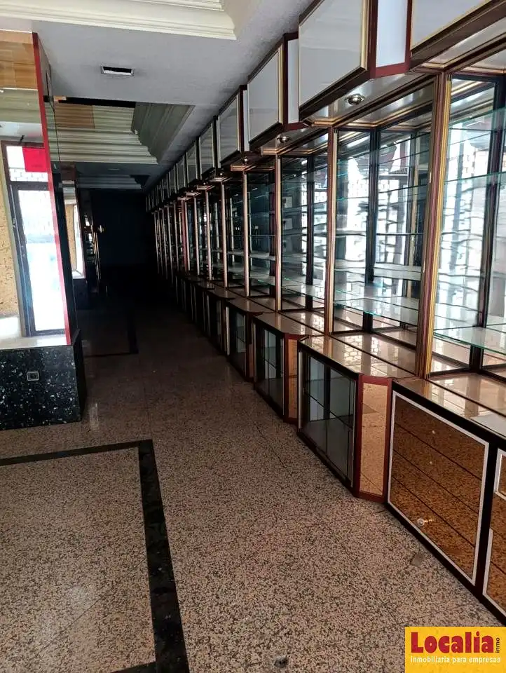 Local comercial en venda a Centro